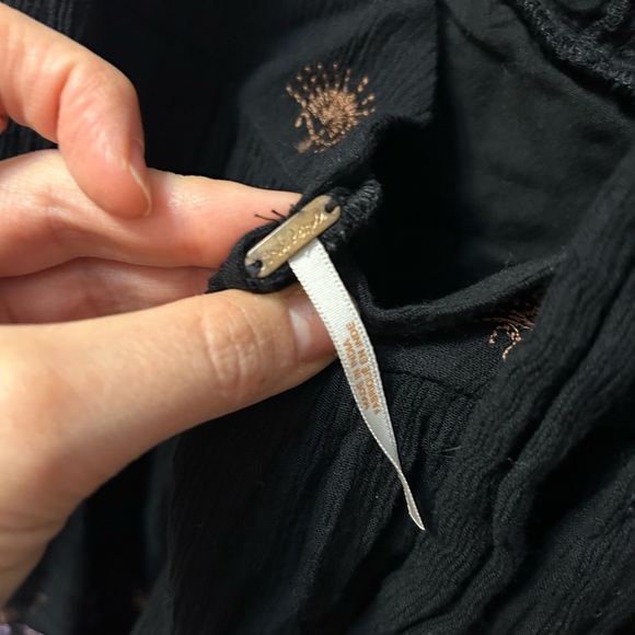 Free people Black Bohemian Dress with embroidery and tie back - Picture 5 of 6